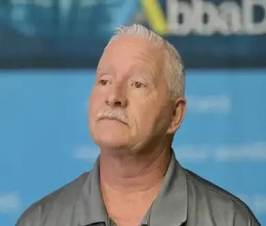 FEATURED IMAGE MIKE-1-1 (1) (1)